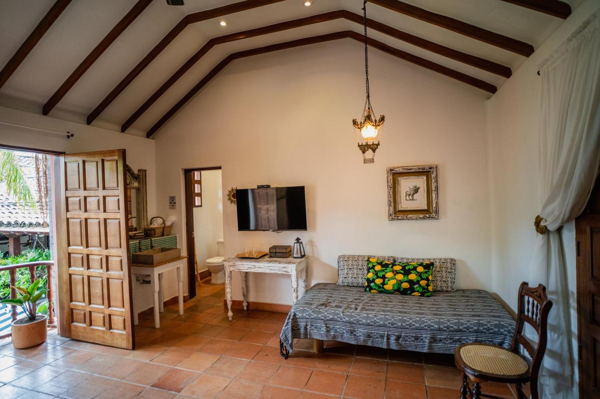 Hotel Boutique Al Alma سانتا في دي أنتيوكيا المظهر الخارجي الصورة